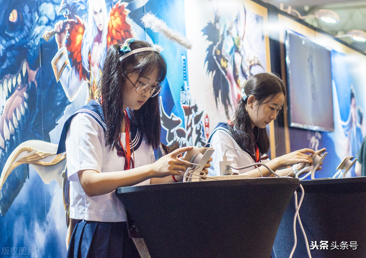 英雄聯(lián)盟手游能碾壓王者榮耀嗎？