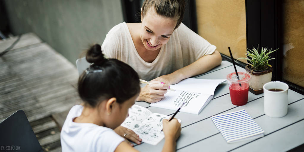 “雙減”，不是減父母的責(zé)任！教書的是老師，但育人的一定是父母