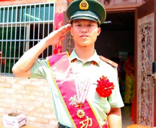 “00后”戰士，一等功