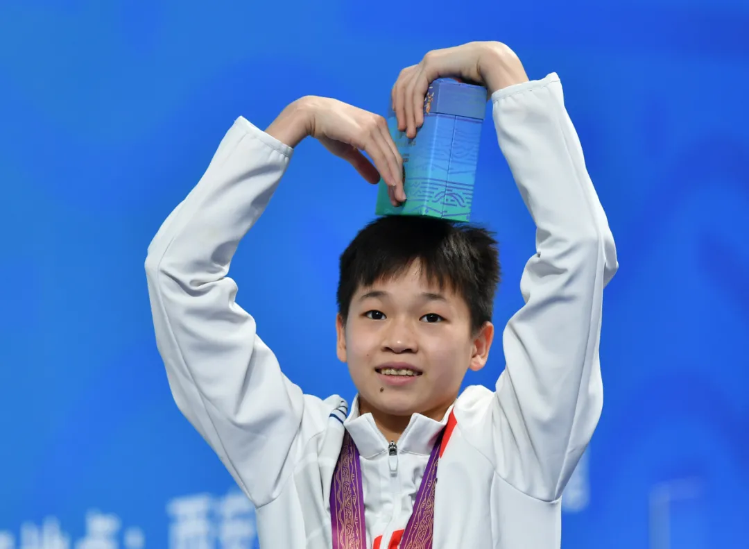 祝賀！全紅嬋10米臺(tái)摘金