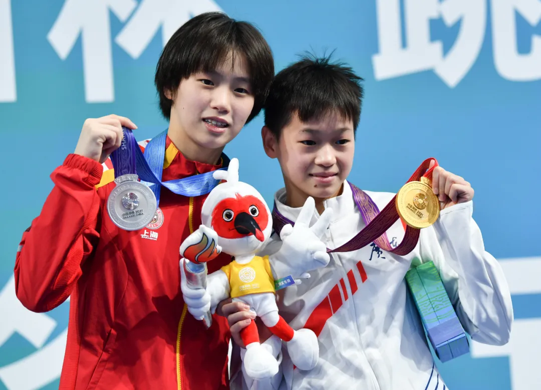 祝賀！全紅嬋10米臺(tái)摘金